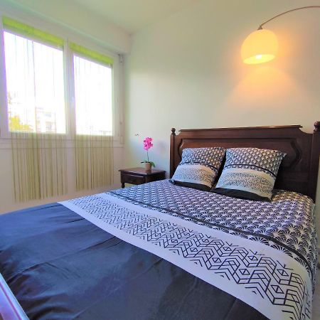 Appartement T3 Lumineux Et Tout Confort De 72 M2 Avec Parking Privatif La Rochelle  Kültér fotó