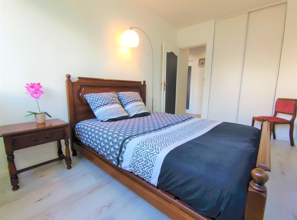 Appartement T3 Lumineux Et Tout Confort De 72 M2 Avec Parking Privatif La Rochelle  Kültér fotó