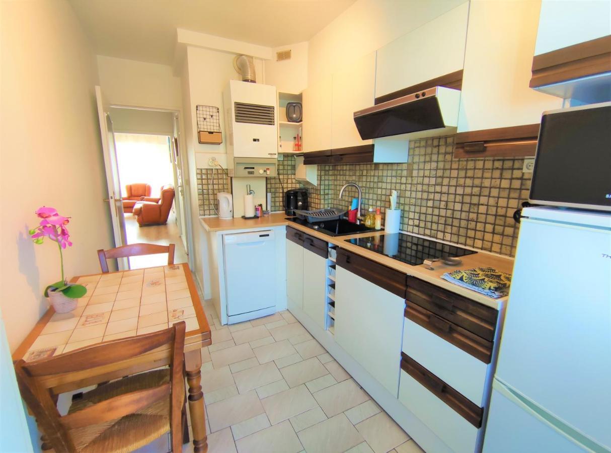 Appartement T3 Lumineux Et Tout Confort De 72 M2 Avec Parking Privatif La Rochelle  Kültér fotó